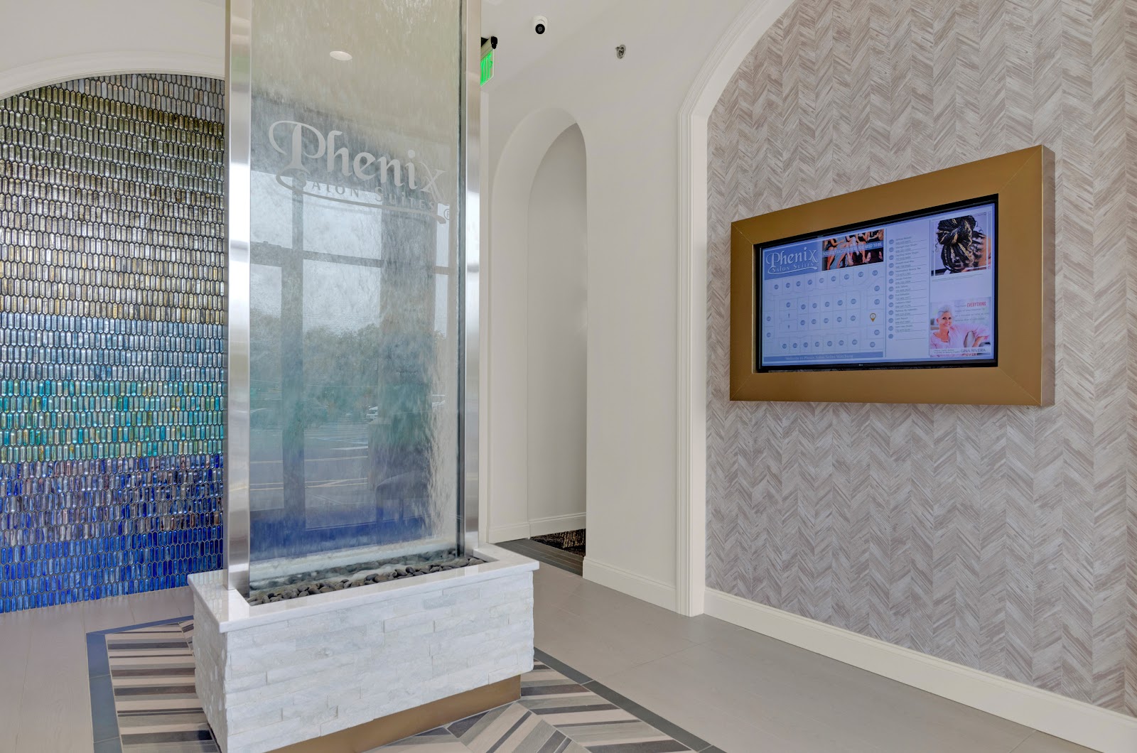 Phenix Salon Suites - Parker logo